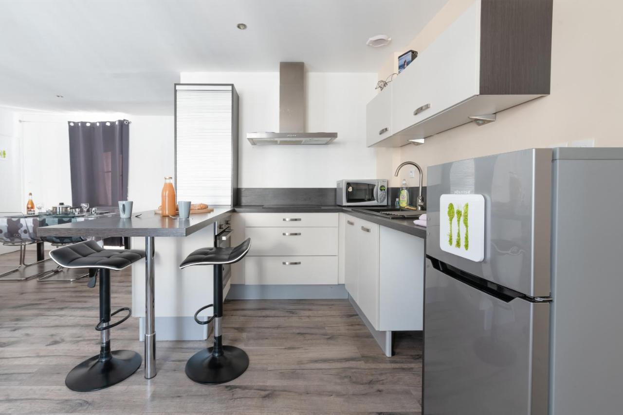 KER UHEL - Charmant appartement plein centre Saint-Renan Extérieur photo